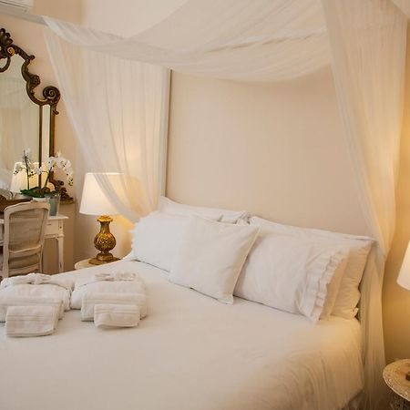 Dimora Sinibaldi Bed & Breakfast Palermo Exterior photo