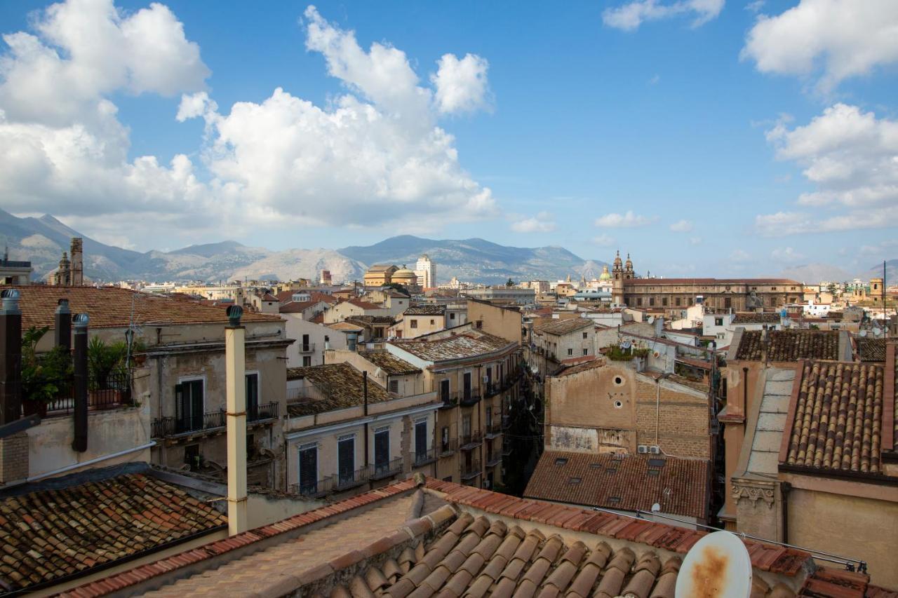Dimora Sinibaldi Bed & Breakfast Palermo Exterior photo